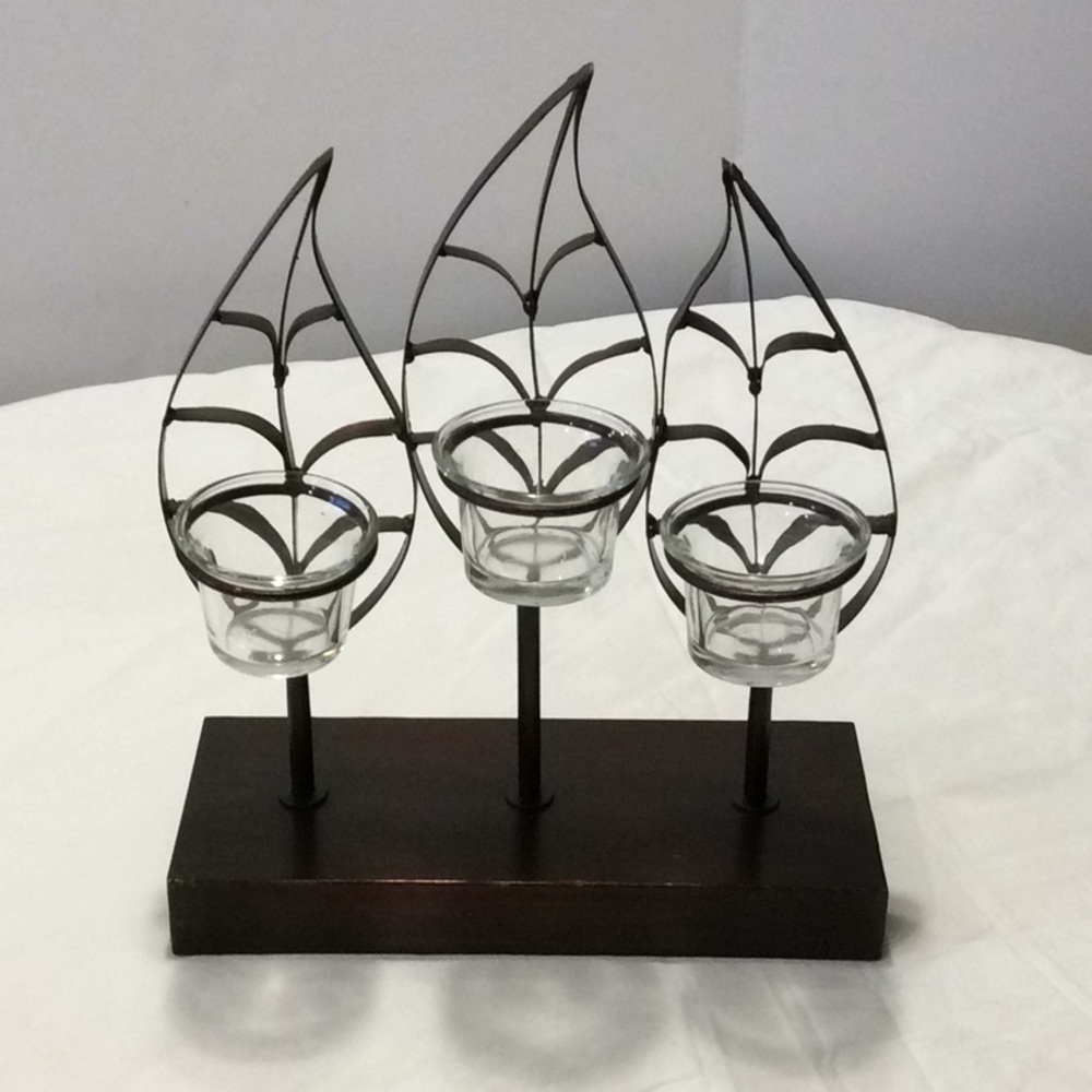 3 Leaf Votive Candle Holder Tea Lite Metal Stand